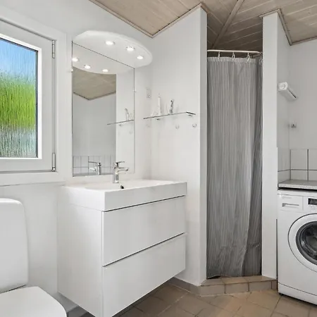 Amazing In Bjert With Wifi And 3 Bedrooms Σπίτι διακοπών *