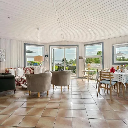 Amazing In Bjert With Wifi And 3 Bedrooms Casa de Férias *