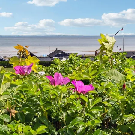 Amazing In Bjert With Wifi And 3 Bedrooms Casa de Férias